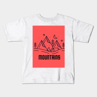 Designed for mountain and nature lovers Kids T-Shirt